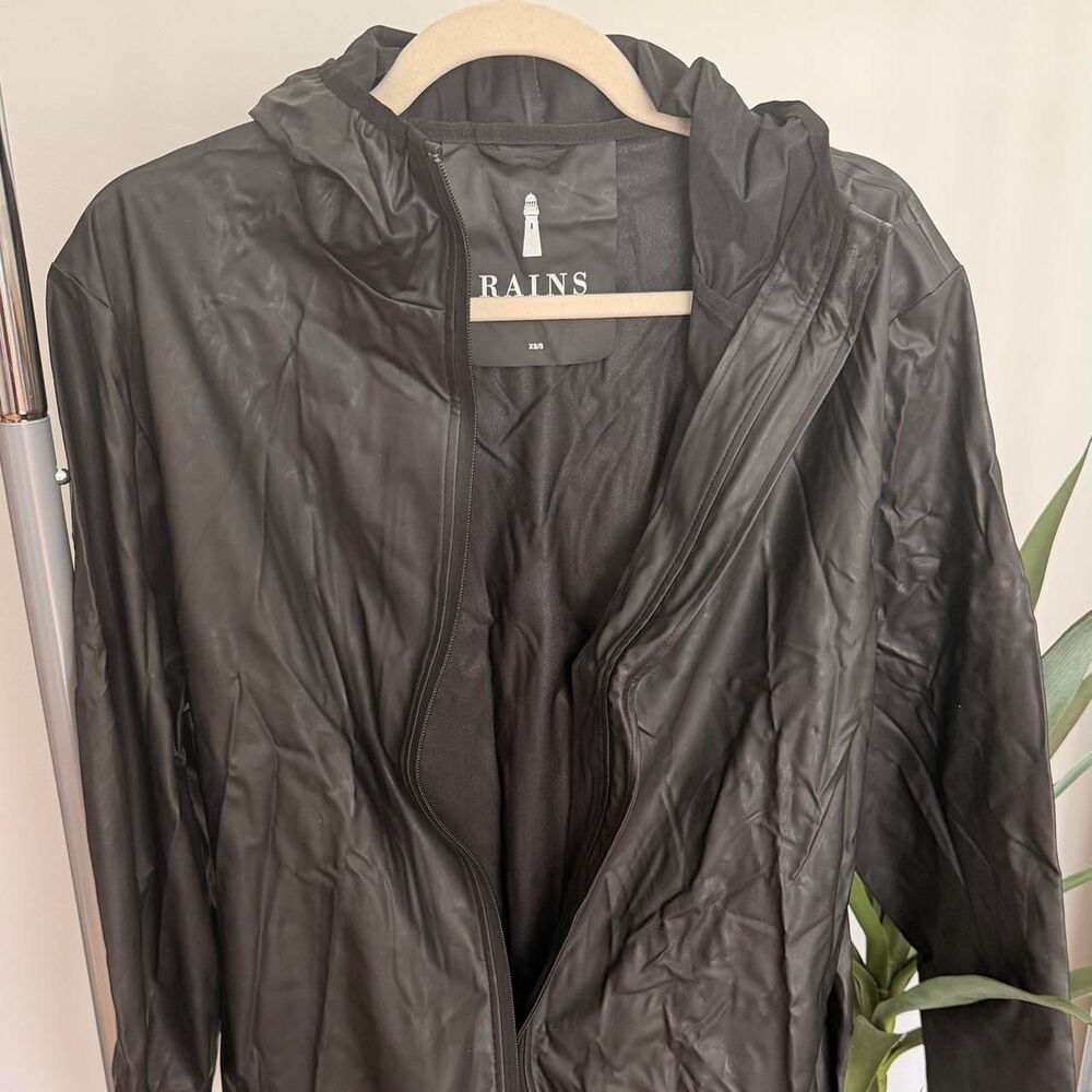 Rains black rain jacket with hood size XS/S